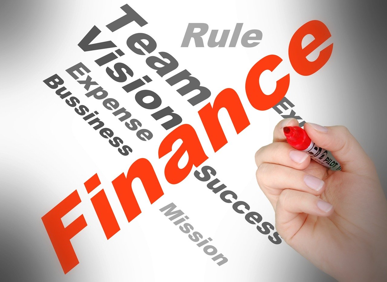 Bajaj Finance FD can Give Better Returns than Life Insurance