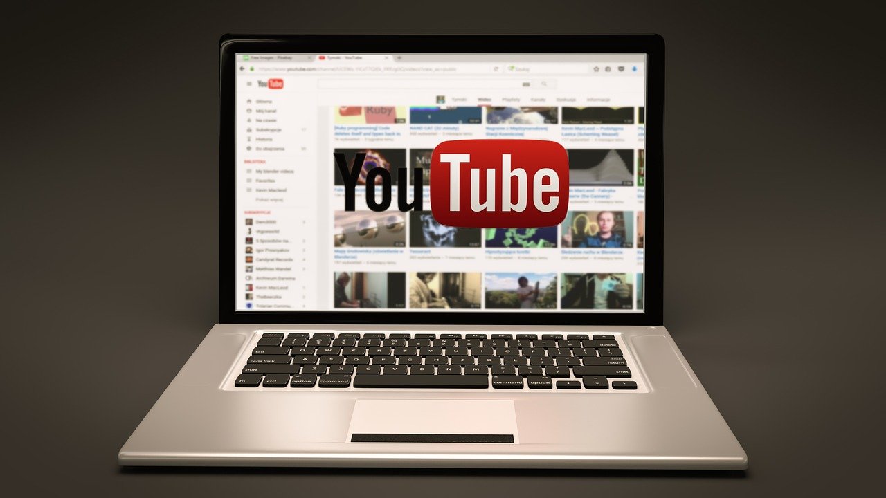 How to Get Free YouTube Subscribers Naturally?