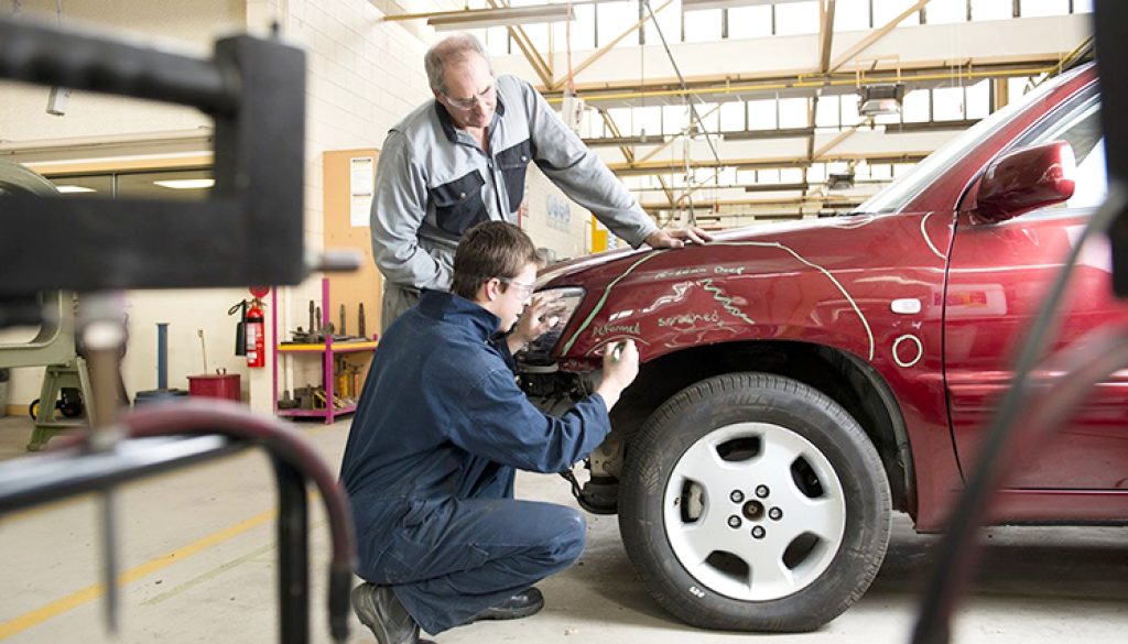 How Do Panel Beaters Help Your Damaged Car After a Collision?