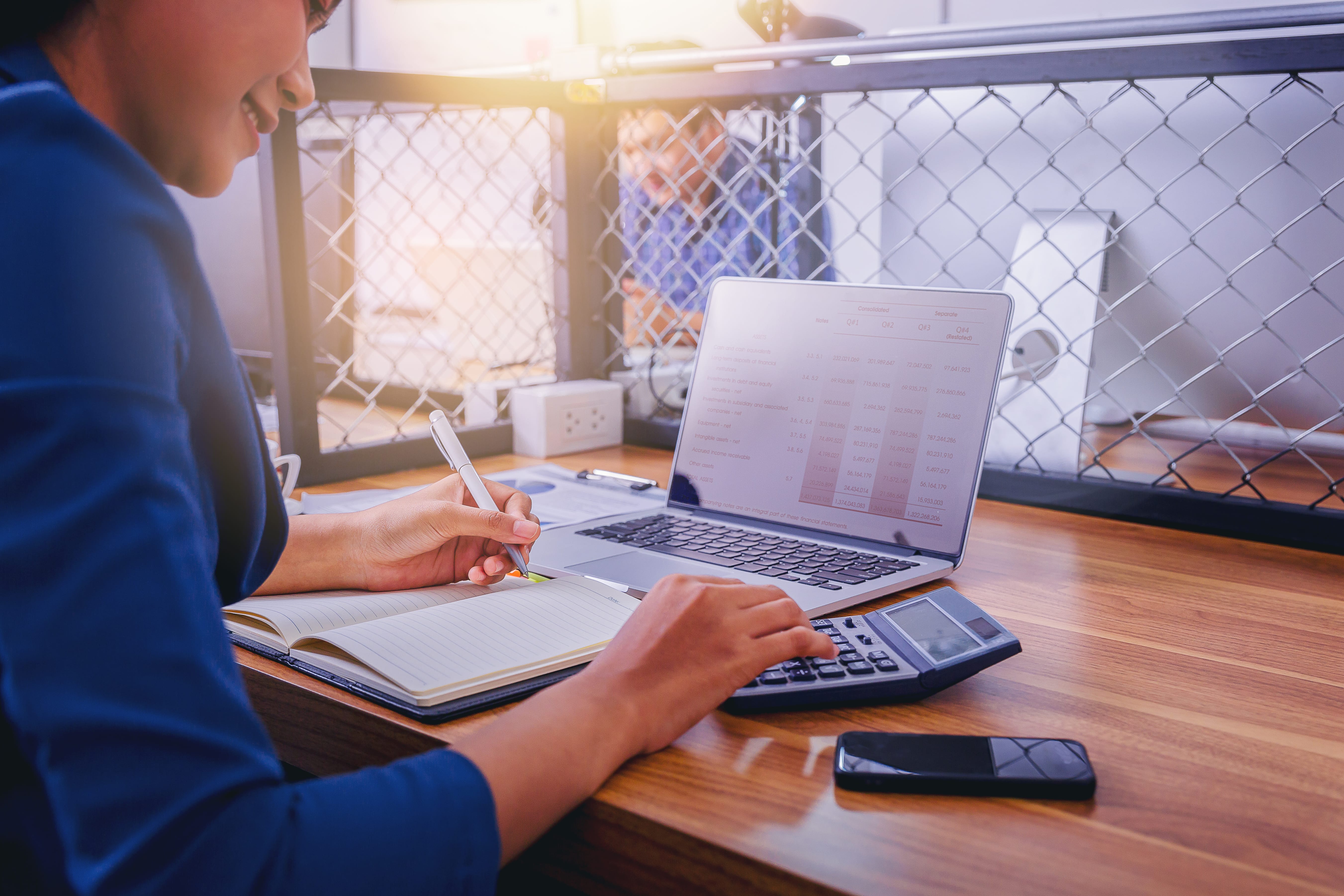 6 Reasons for Small Business to Hire Tax Preparation Agency