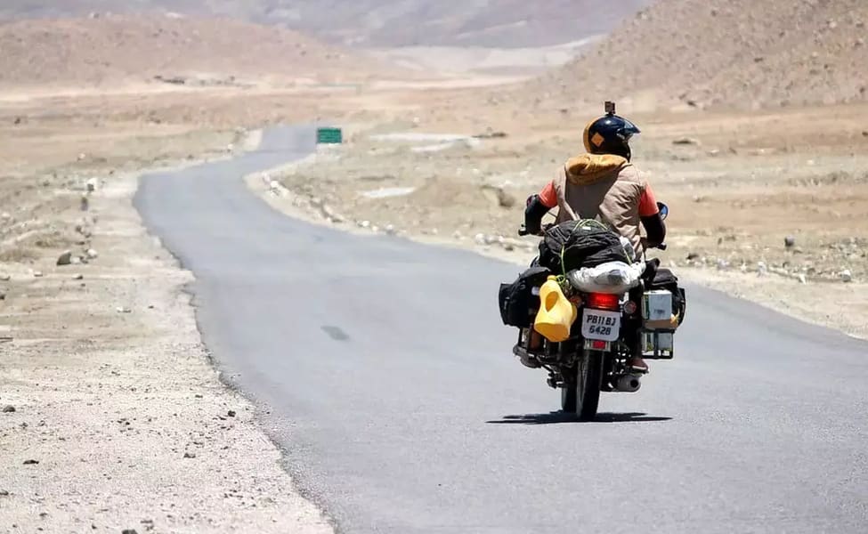 Manali To Leh By Bike Trip