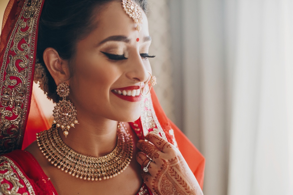  Buy Beautiful Wedding Ornaments and Make Your Wedding More Special