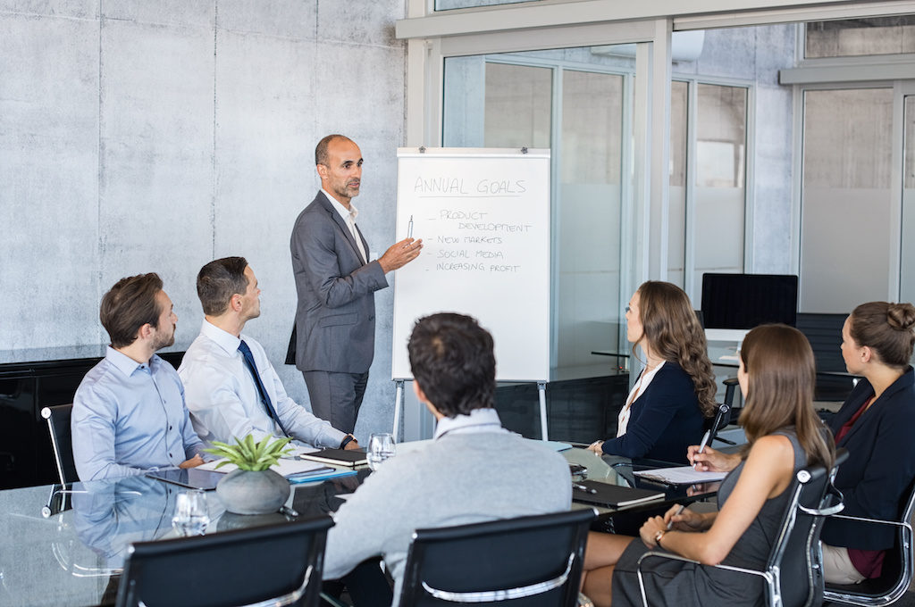 Learn the Art of Sales From the Top Sales Trainers 