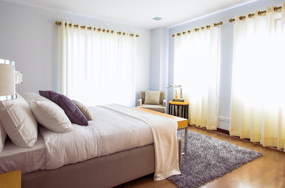 Create a Relaxing Bedroom in 7 Ways 