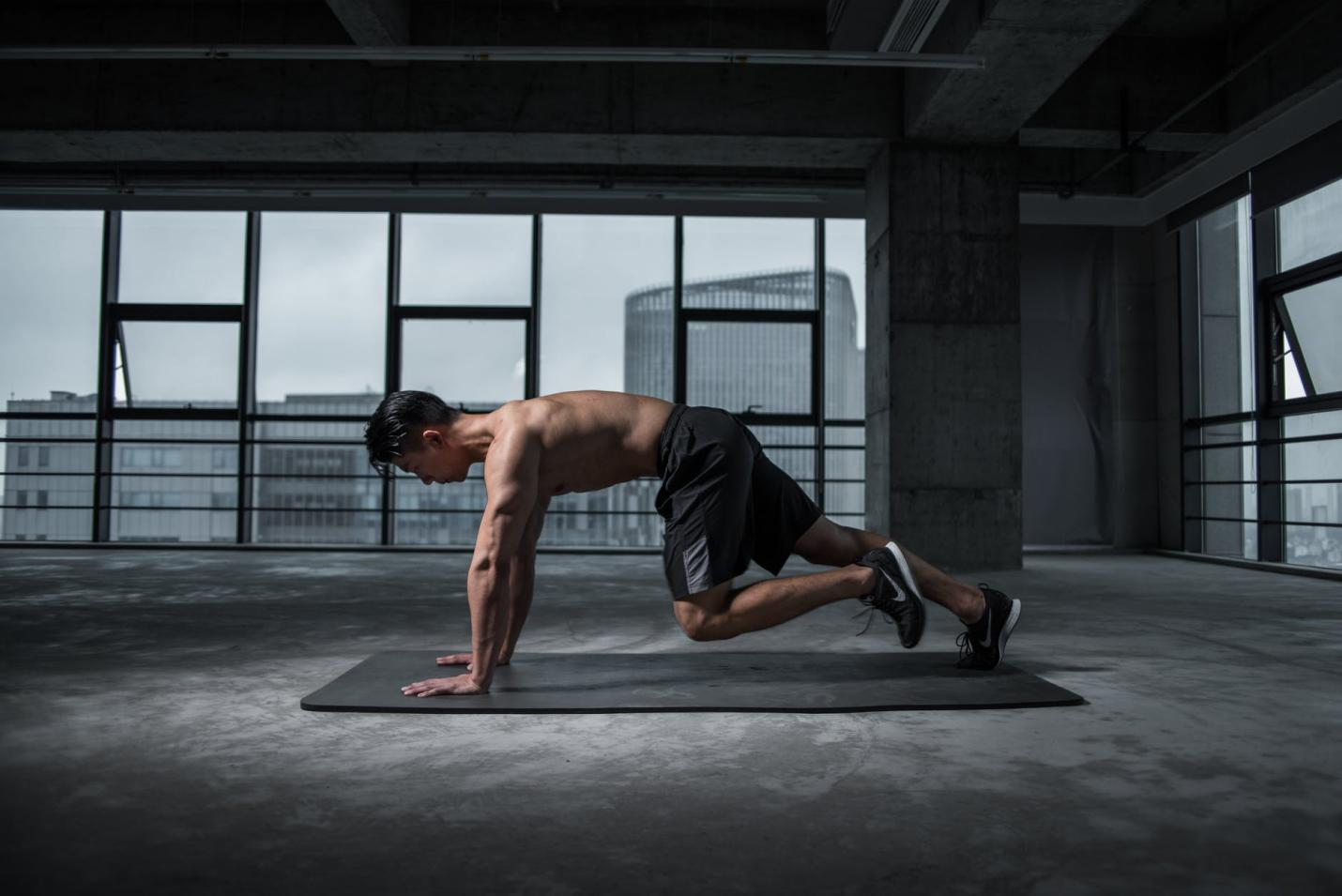 10 Health and Fitness Essentials to Embrace in 2021