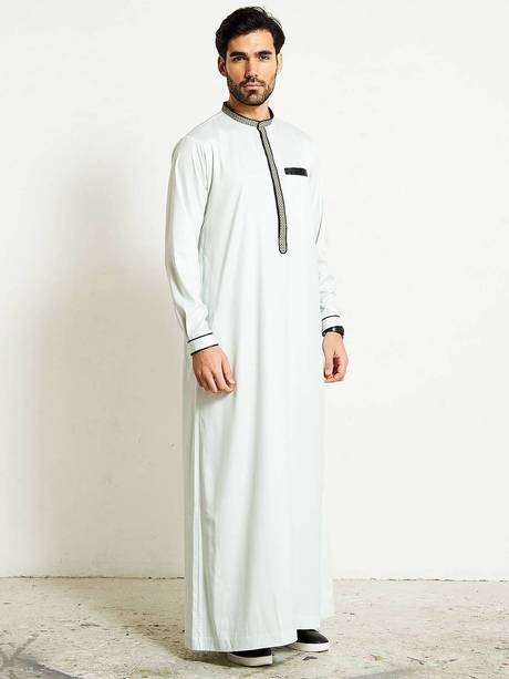 Your Mens Omani Thobe Is the Best Option for Beating the Heat of the Dessert Summer!