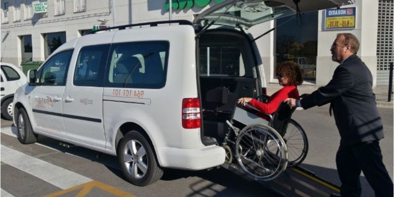 What Are the Advantages for an Individual to Take a Taxi?