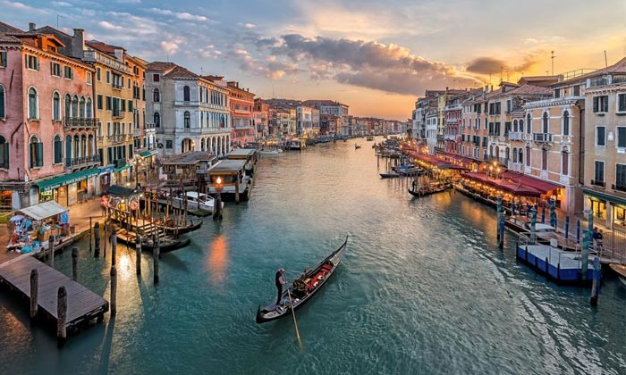 Top Most Famous Beaches of Us