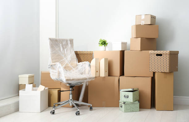4 Ultimate Reasons to Hire Office Movers