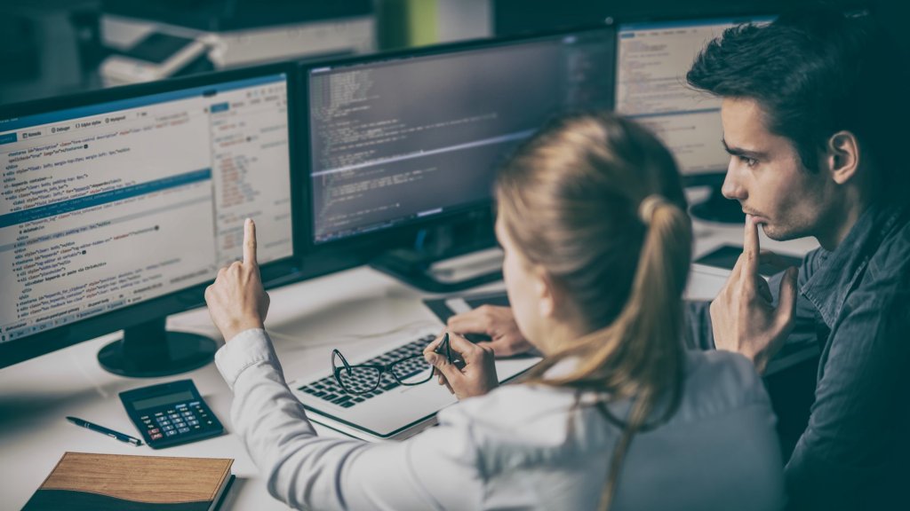 Here Are 4 Reasons to Use Room Reservation Software for Your Business