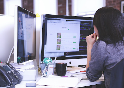 What Is Downselling? How to Increase Conversion Rate With It?