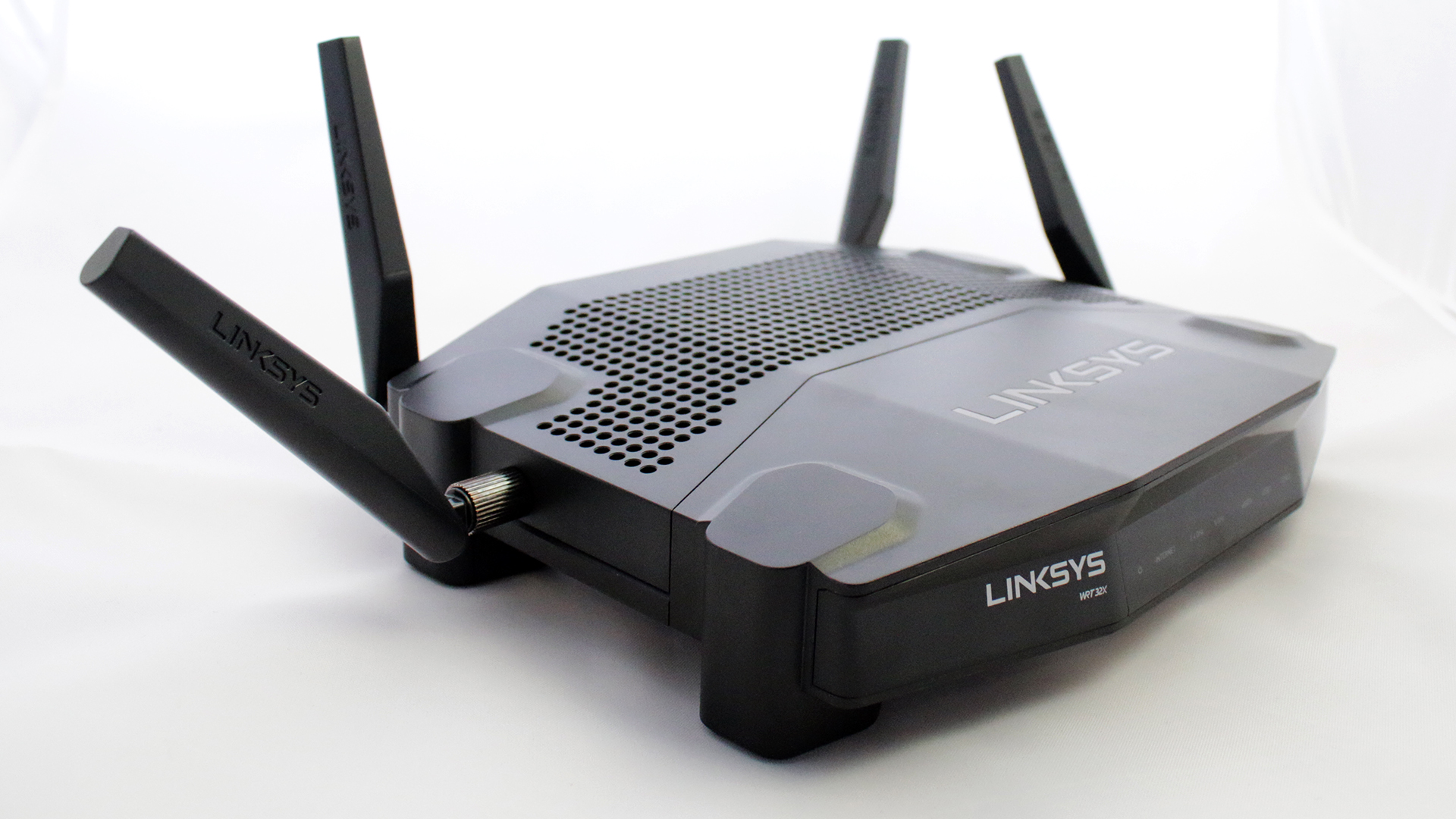 Can I Use a Linksys Wireless Router as a Range Extender, but How?