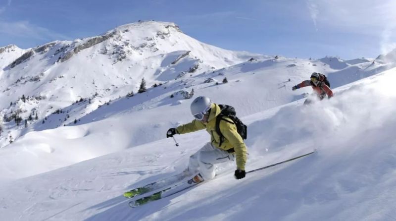Pocket vs. Harness ?� Where Should You Wear Your Beacon?