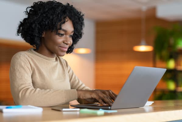 Attract Traffic to Your Website With SEO and Digital Marketing Services ?