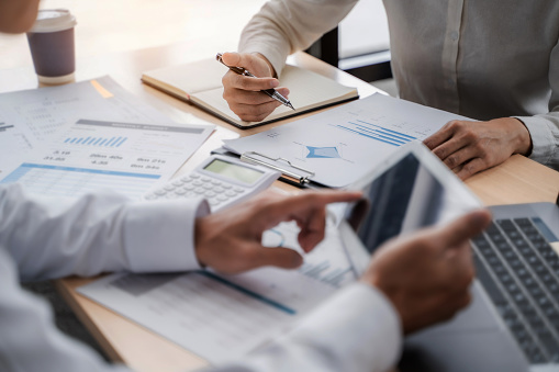 A Complete Overview About the Transaction Advisory Services