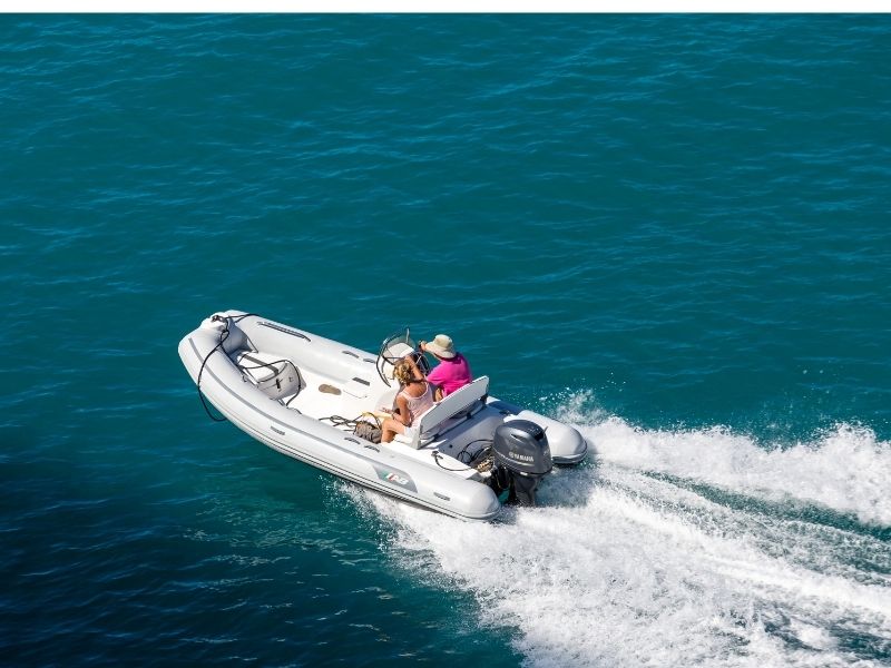 What Benefits Do You Enjoy by Boating During Winter?