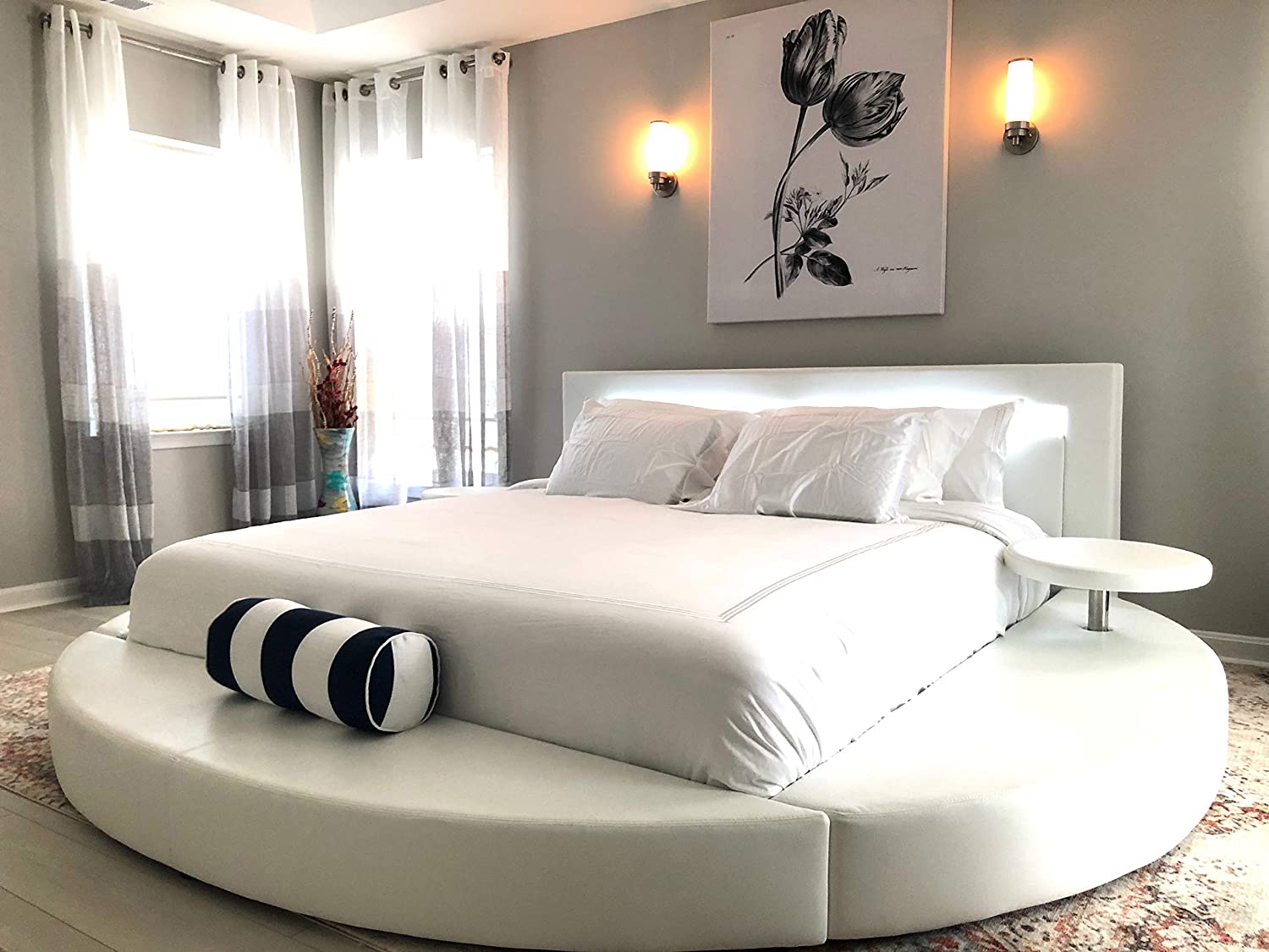 Why Do Round Beds Never Go Out of Fashion?