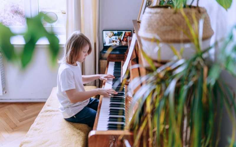 4 Benefits of Online Piano Lessons