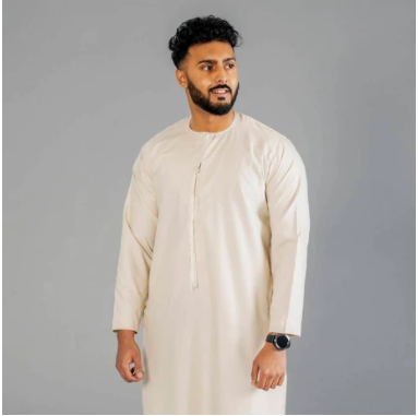 Emirati Jubba Is the Way to Go While Shopping for Thobes