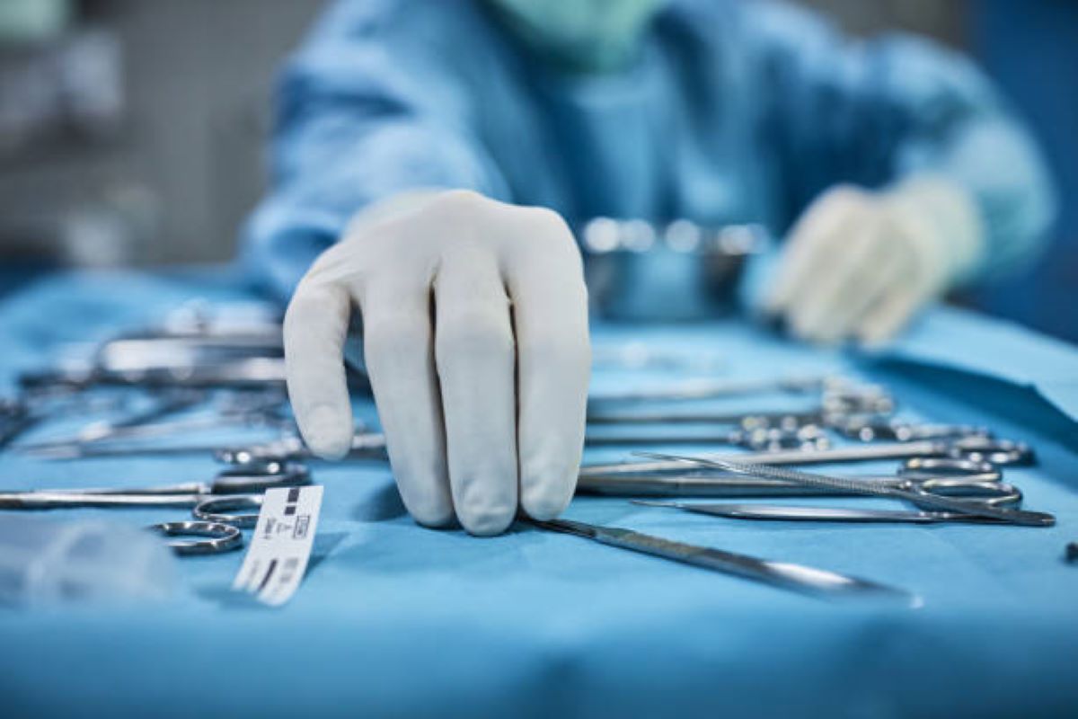 Tips on How to Buy High-Quality Plastic Surgery Instruments
