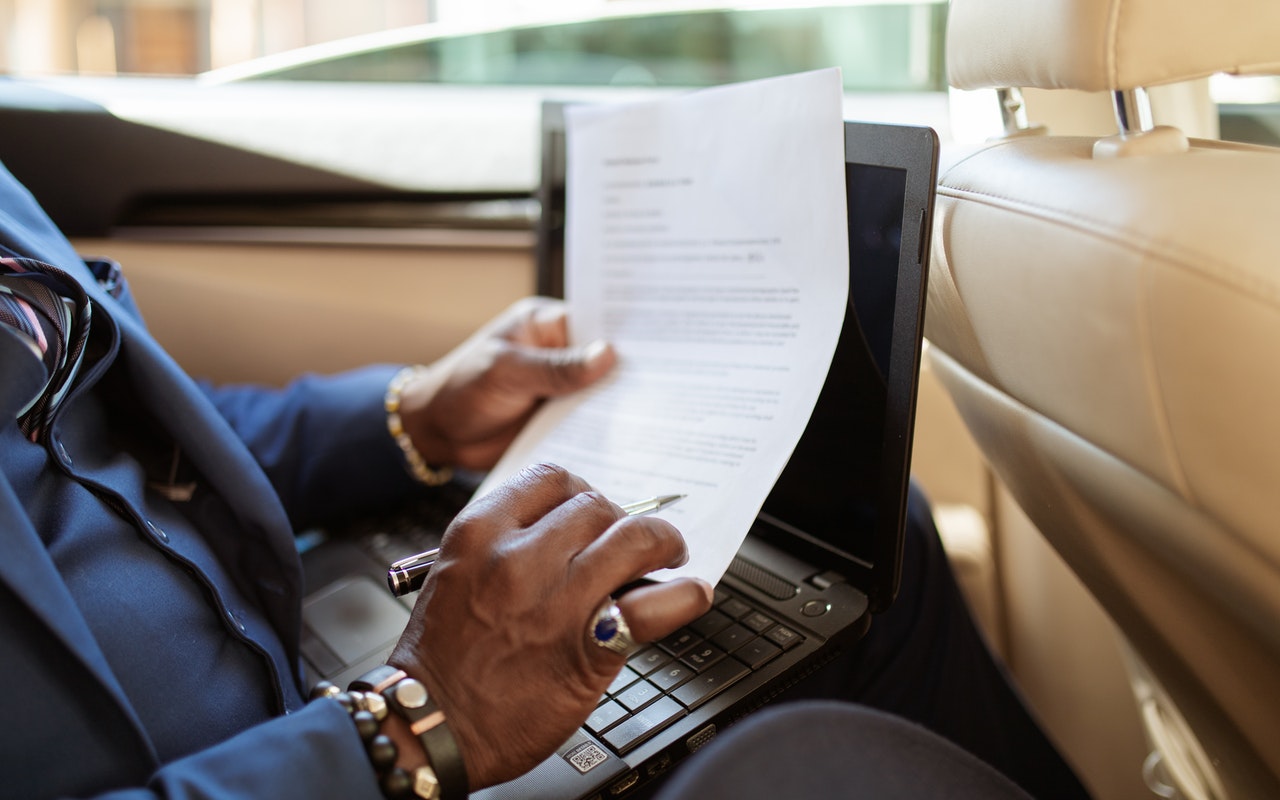 How to Sue an Insurance Company After a Car Accident