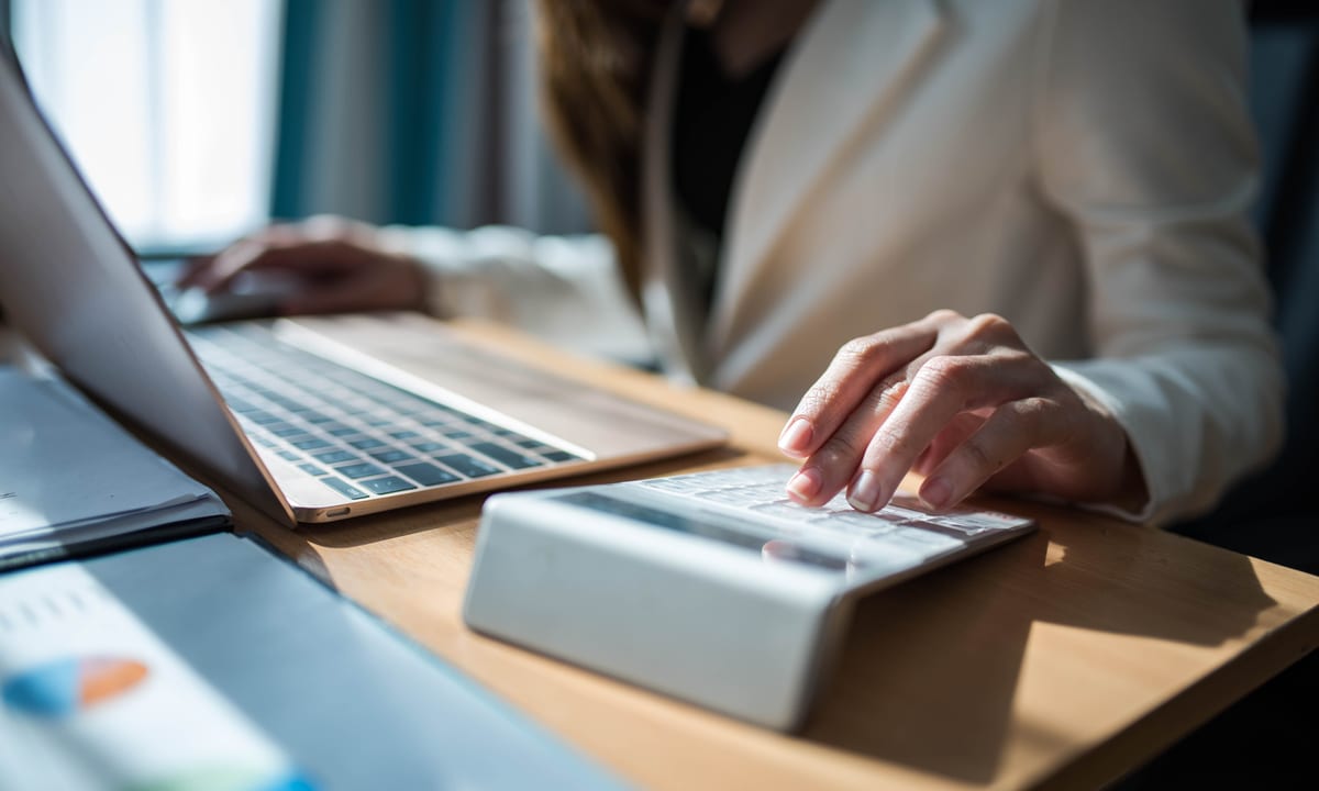 Merchant Cash Advance: What Is It & How Does It Work?