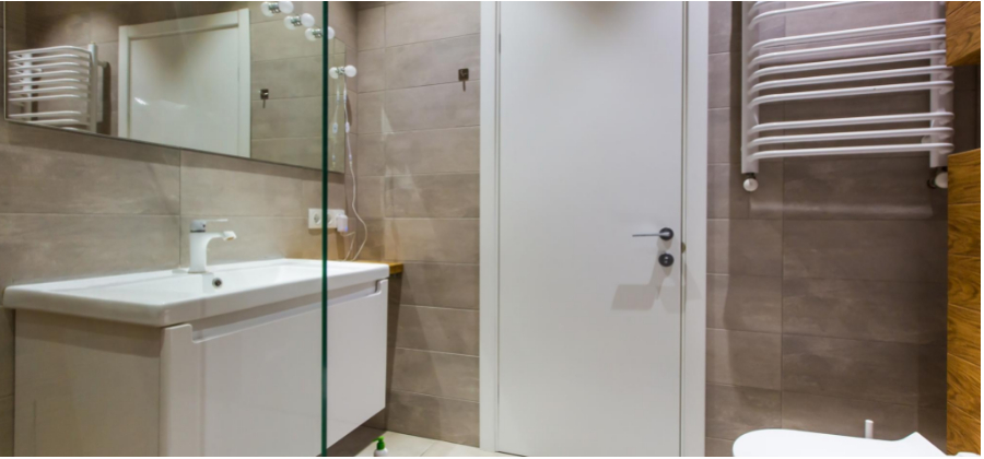 Most Common Bathroom Accessories to Include in Bath Renovation
