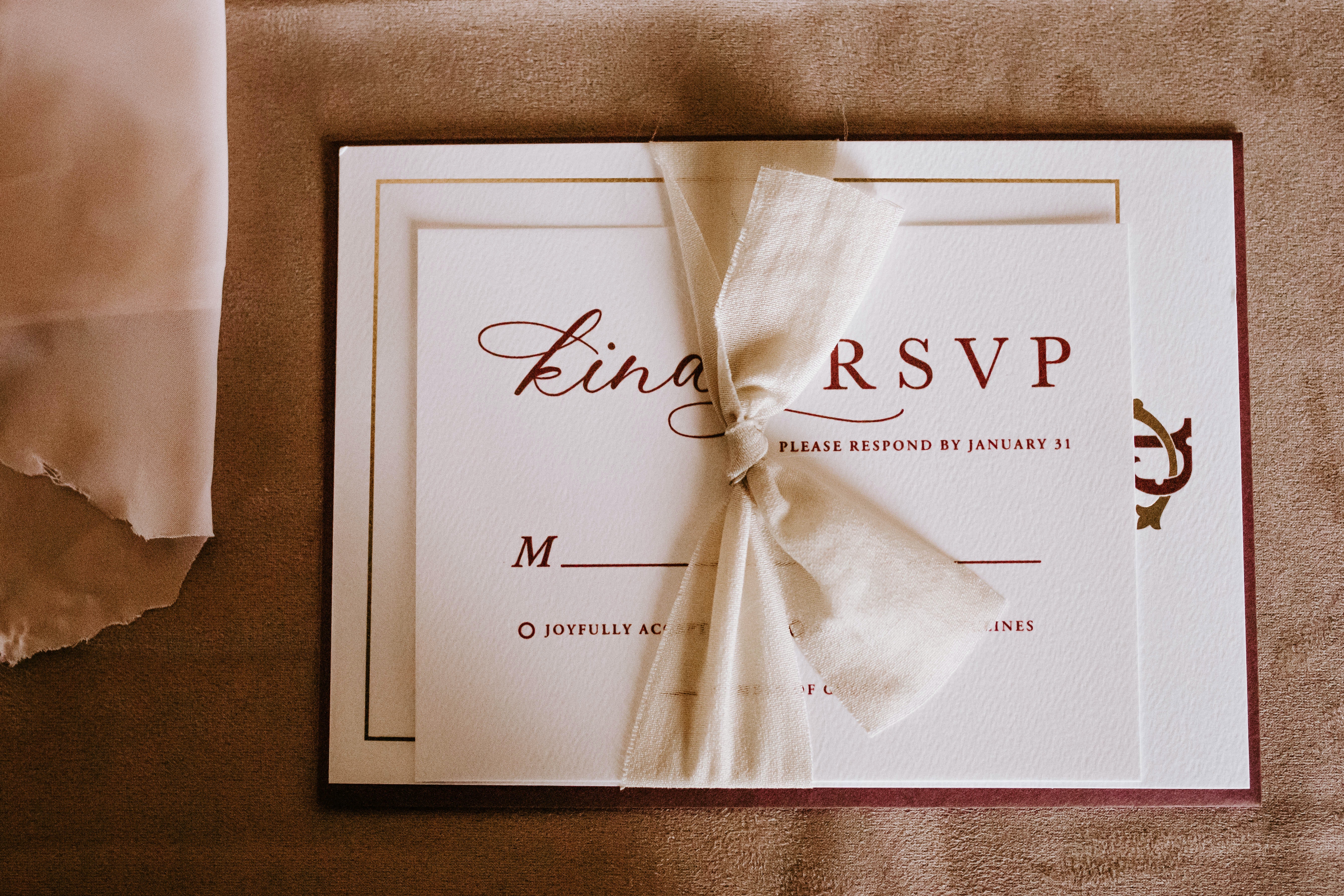 How to Make Sure Your Wedding Invitations Stand Out