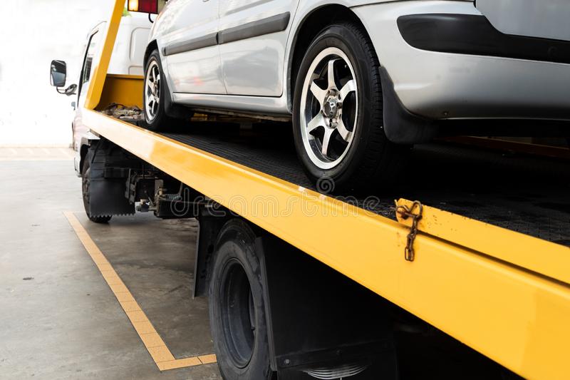 Top Considerations When Choosing a Heavy-Duty Towing Service