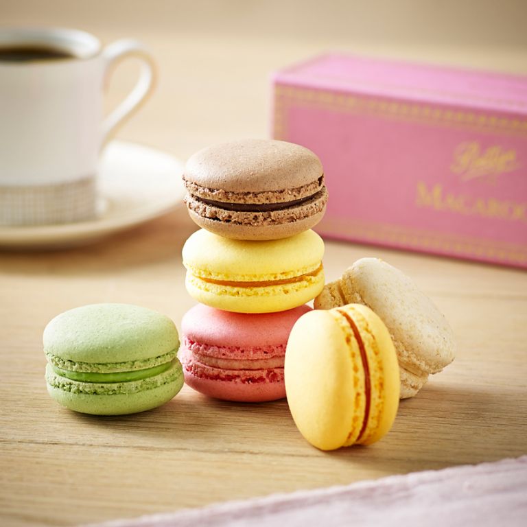 Ways to Promote Your Bakery With Macaron Box Packaging