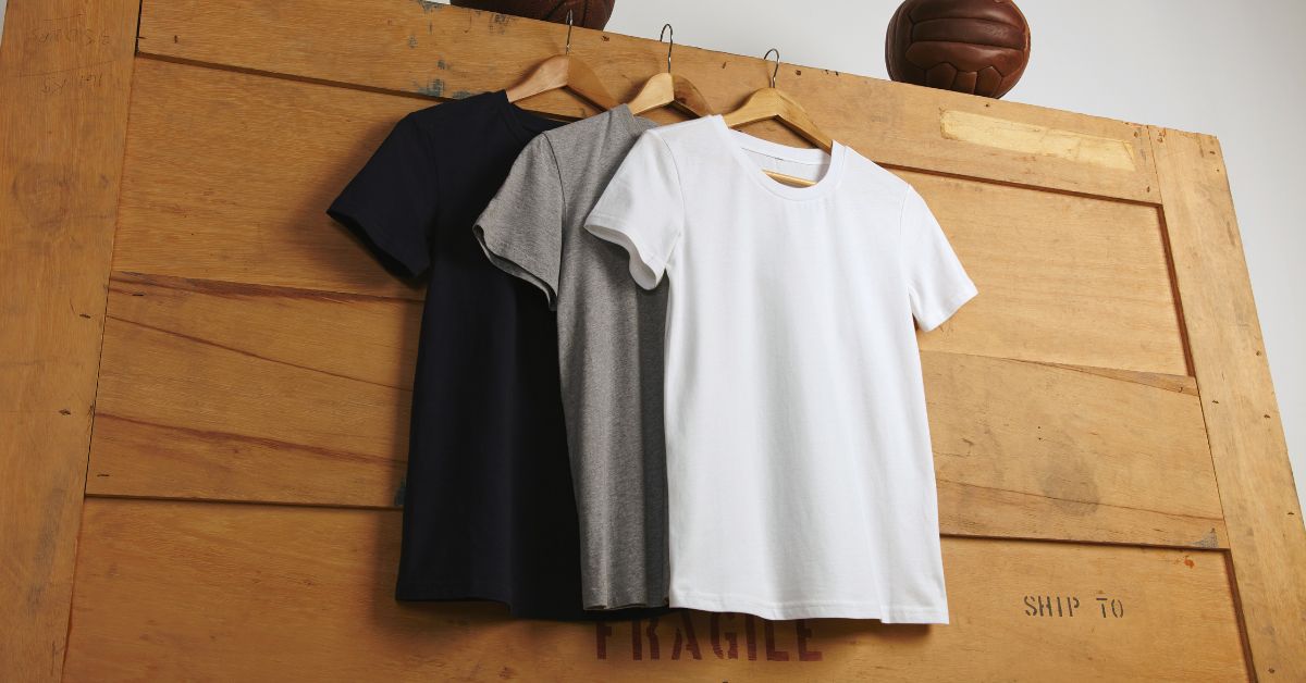 Top 06 Wholesale Suppliers for Blank T-Shirts in USA and Canada