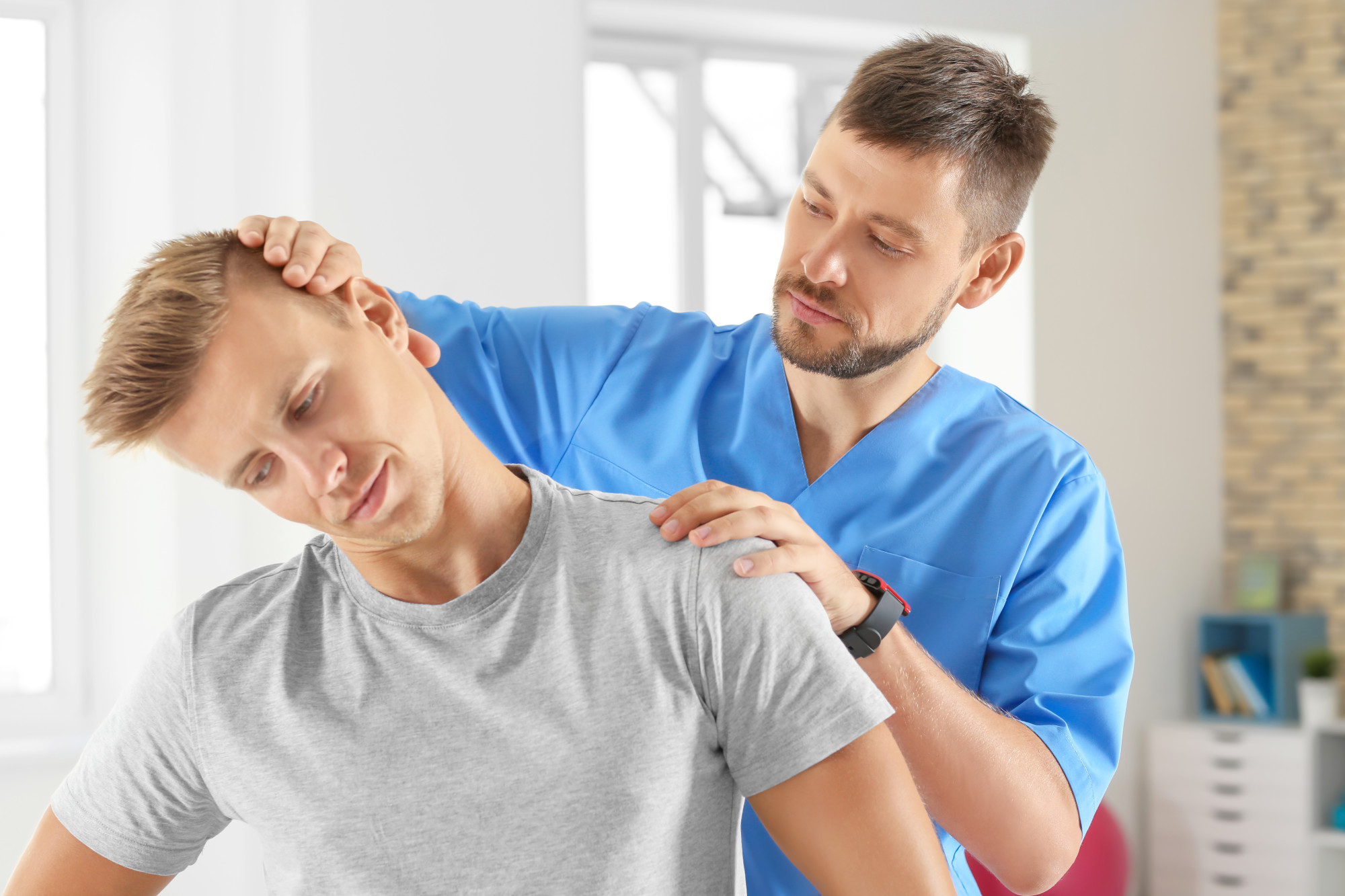 Can a Chiropractor Help a Pinched Nerve?