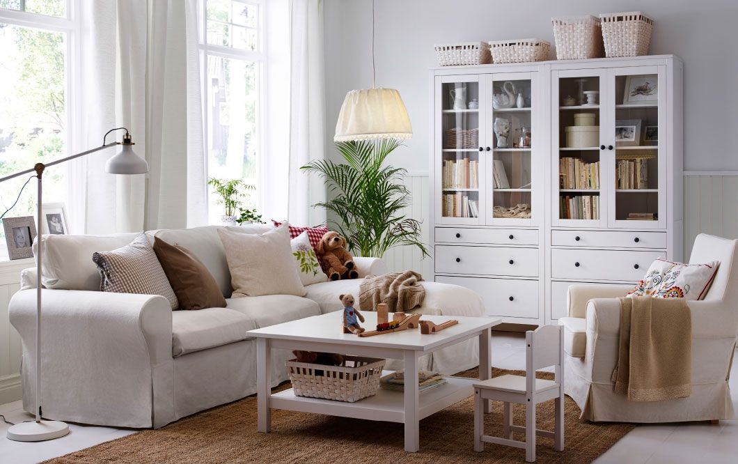 The Best Ways to Update your Living Room 