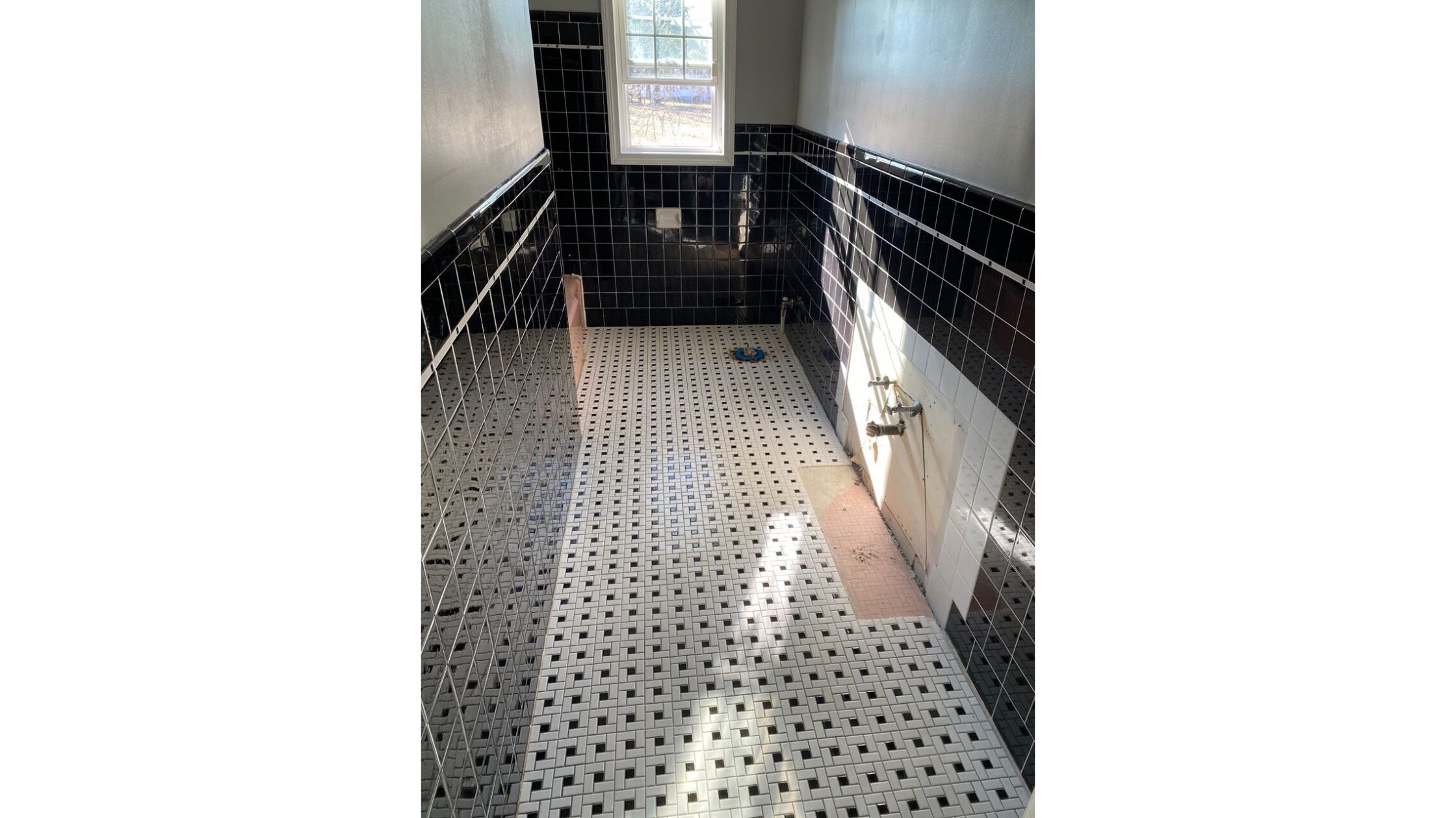 Why Shower Refinishing Is a Smart Alternative to Shower Replacement