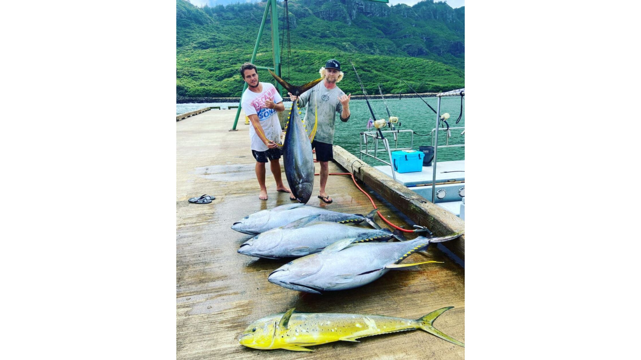 Best Deep Sea Fishing Charter for Couples: Private Trip or Shared Boat?